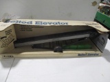 1/16 BELTED ELEVATOR ERTL (NIB)
