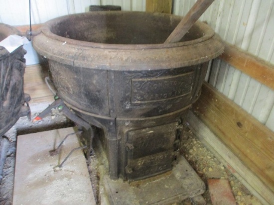 45 gal cast iron kettle w/ jacket from Marion, Indiana