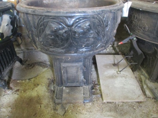 Kenwood The Wehrle Company Makers 45 gal cast iron kettel w/ jacket