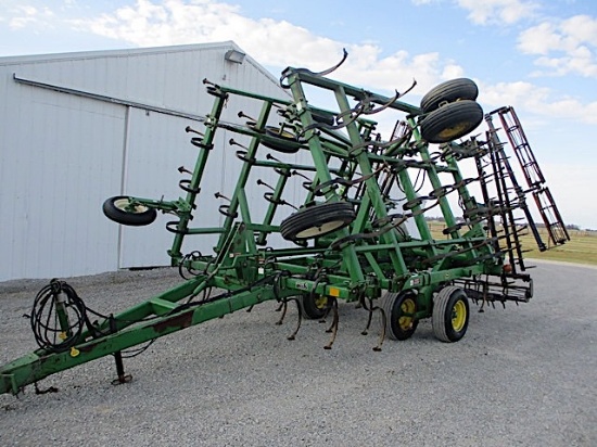 JOHN DEERE 980 FIELD CULTIVATOR