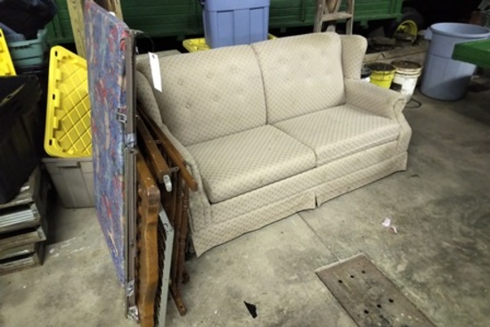 COUCH AND BABY CRIB