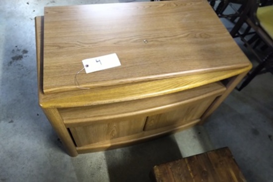 SWIVEL TV STAND