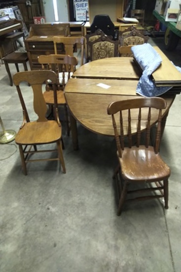 TABLE WITH LEAVES, 9 CHAIRS