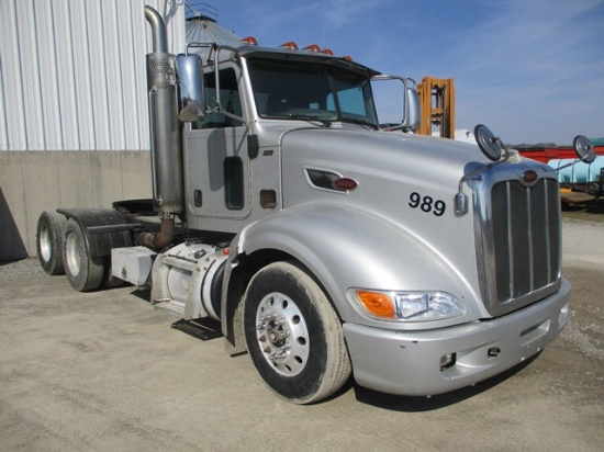 2010 PETERBUILT 386 SEMI TRACTOR