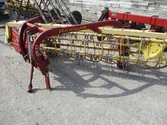 NH 57 HAY RAKE