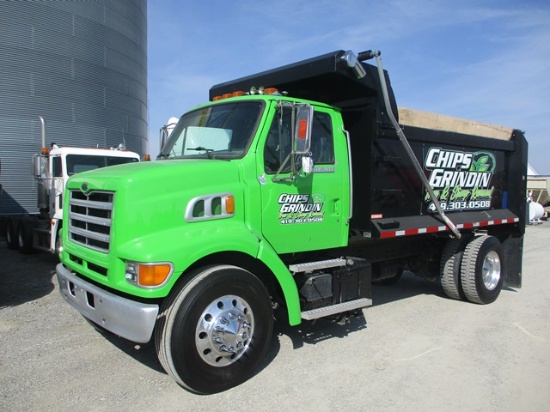 1998 FORD L-8000 DUMP TRUCK