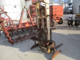 FORKLIFT
