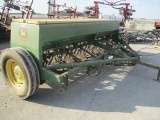 JD 8300 DRILL