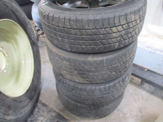 Tires & Rims for Cadillac