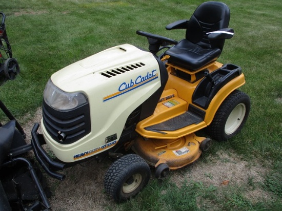 CUB CADET HEAVY DUTY GT 2542 LAWN MOWER, 42” DECK, SERIAL # 1B018G30026