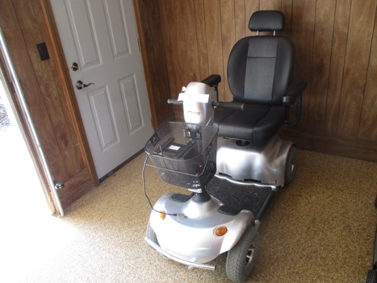 GOLDEN AVENGER ELECTRIC SCOOTER WITH CHARGER