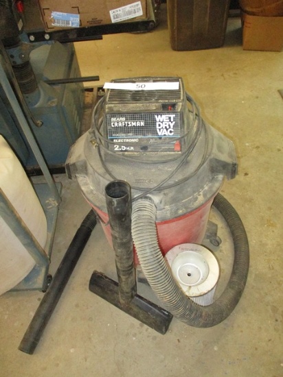 CRAFTSMAN 2.5 HP WET DRY VACUUM, WITH SOME ATTACHMENTS