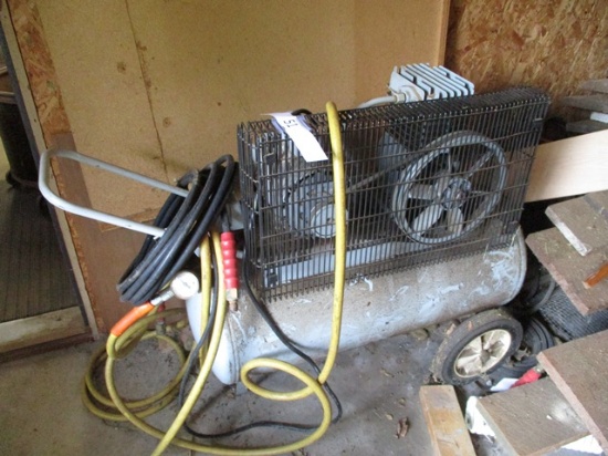 BLUFFTON AIR AIR COMPRESSOR, WITH AIR HOSE