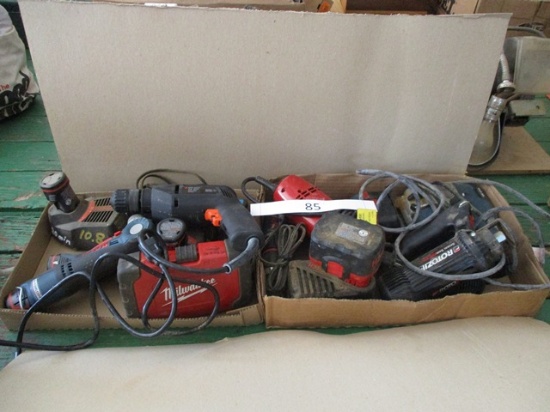 2 FLATS MISC 5 BATTERY POWERED DRILLS, JIG SAW,DRILL BITS