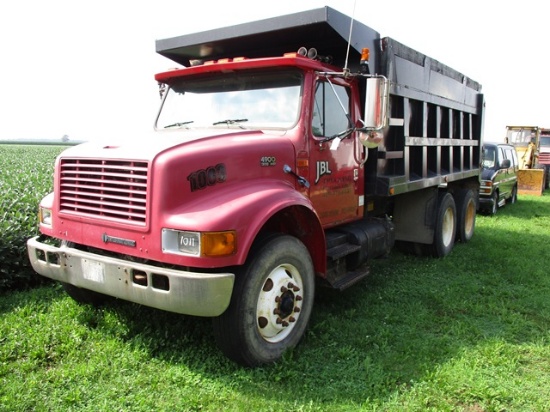 1999 IH 4900 TANDEM AXLE DUMP TRUCK