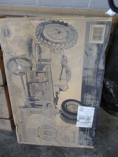 FARMALL F20 GRAY PEDAL TRACTOR, NIB