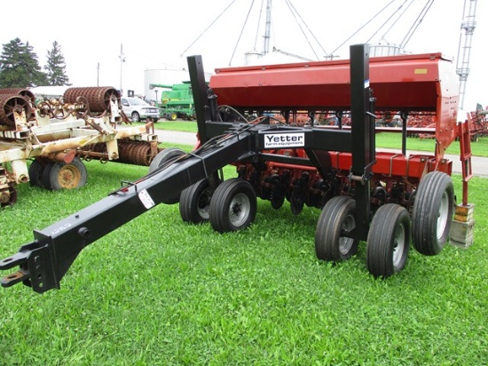 C/IH 5400 NT 10' PLANTER UNIT DRILL