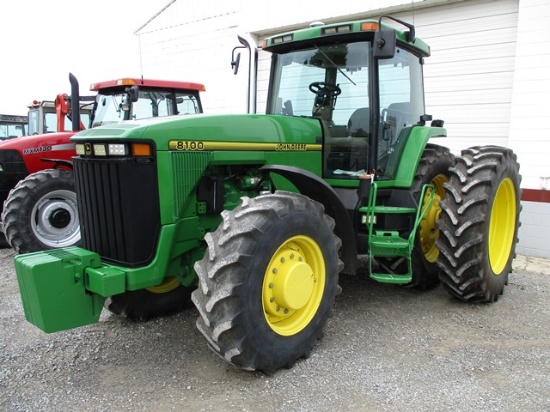 1996 JD 8100 MFWD TRACTOR
