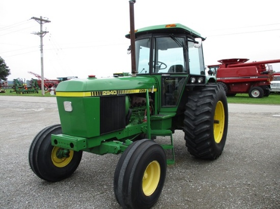 1982 Jd 2940 Tractor