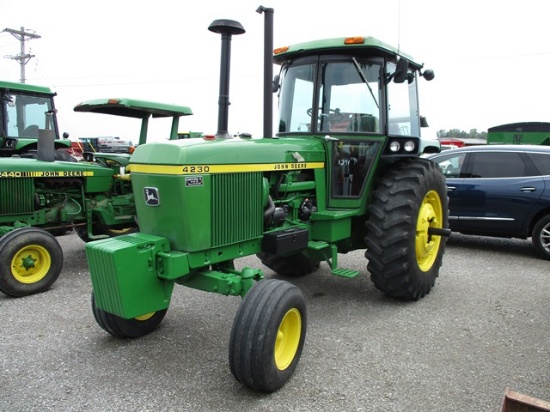 1977 JD 4230 TRACTOR