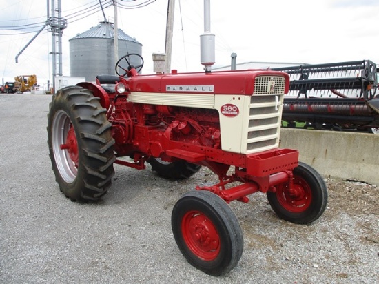 1963 FARMALL 560 DIESEL TRACTOR