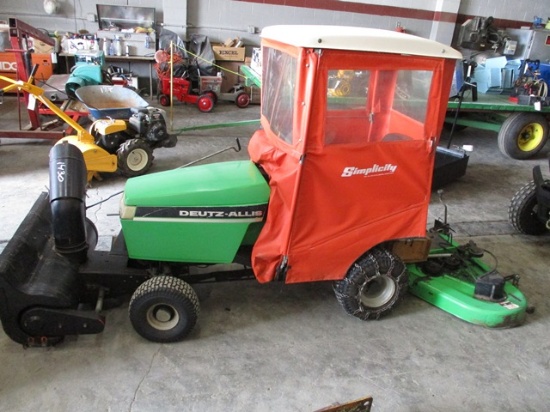 DUETZ ALLIS 1600 44" DECK LAWN MOWER