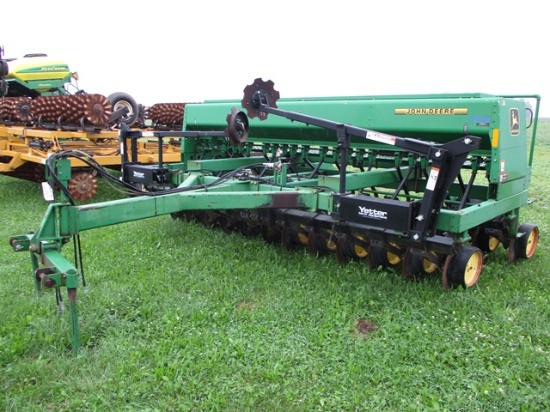 JD 750 NT DRILL