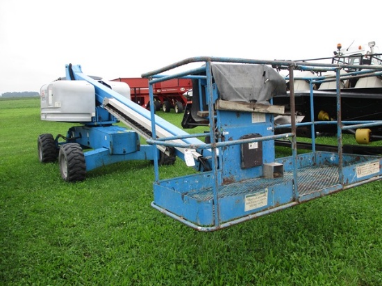 2002 GENIE F40 GAS MANLIFT