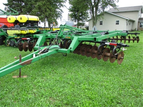 JD 510 16' 7 SHANK DISC RIPPER