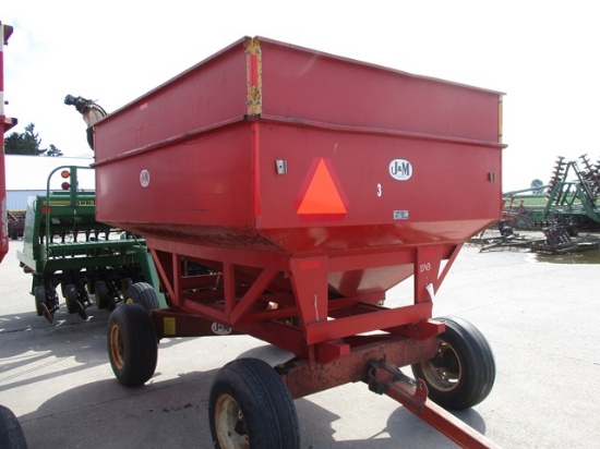 J&M 225 BU HOPPER WAGON
