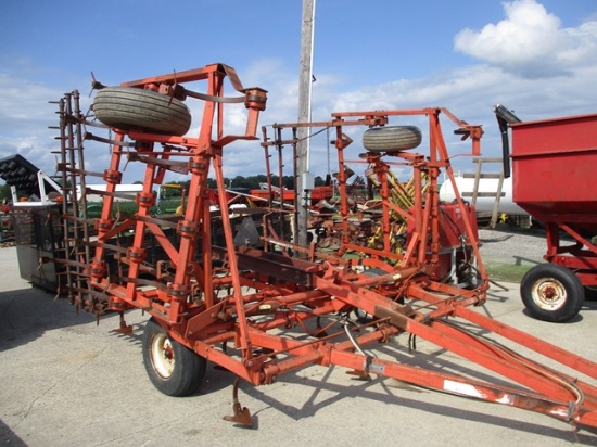 AC 1300 E 24' FIELD CULTIVATOR w/ HARROW