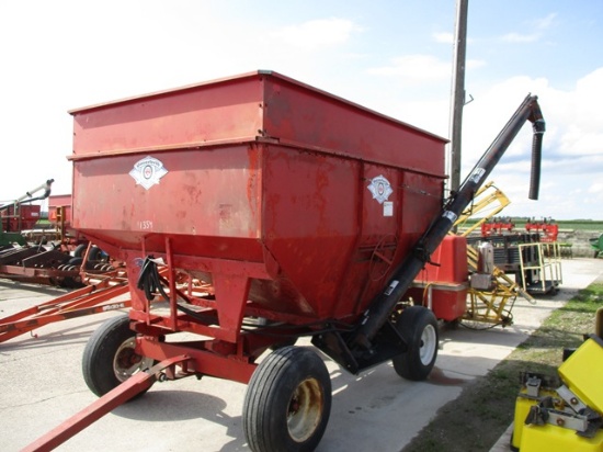 MCCURDY HOPPER WAGON w/ KB AUGER