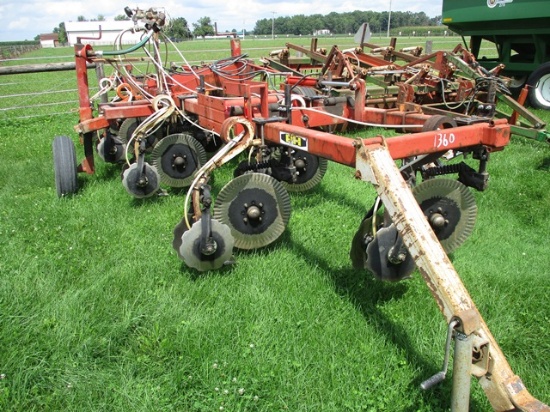 P&H 9x NH3 HYD FOLD TOOL BAR