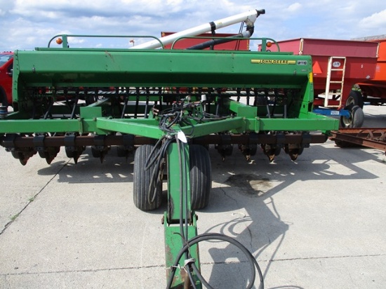 JD 750 15' NT DOLLY WHEEL DRILL
