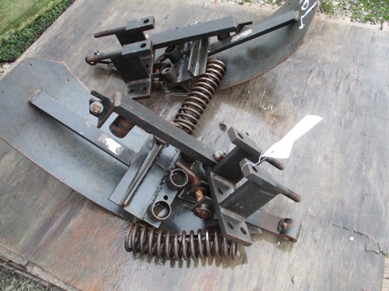 PAIR STALK STOMPERS
