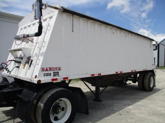 1997 DAKOTA 24' HOPPER GRAIN TRAILER