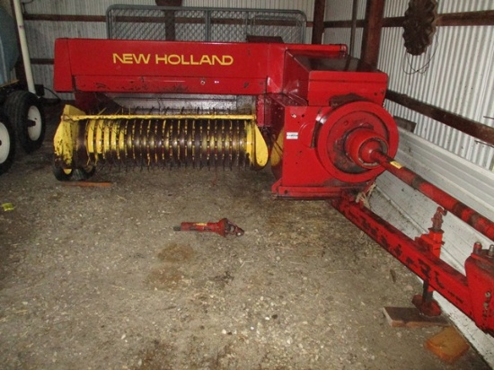 New Holland 315 Twine Baler