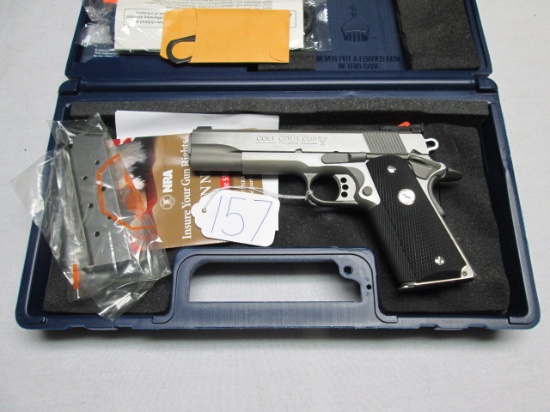 Colt Gold Cup 45 ACP semi auto pistol GCT19075