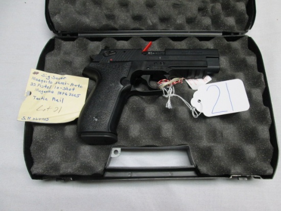 Sig Sauer Mosquito .22 semi auto pistol 13E68346