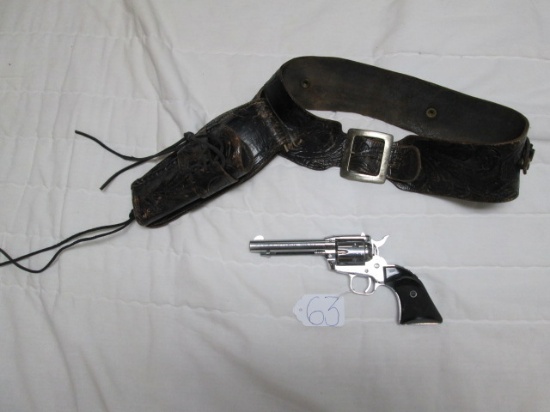 FIE .22 LR ME15 pistol w/holster 19908