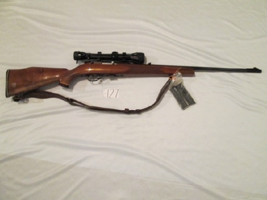 Weatherby Mark XXII 22 LR semi w/Weaver Classic 400 scope N61669