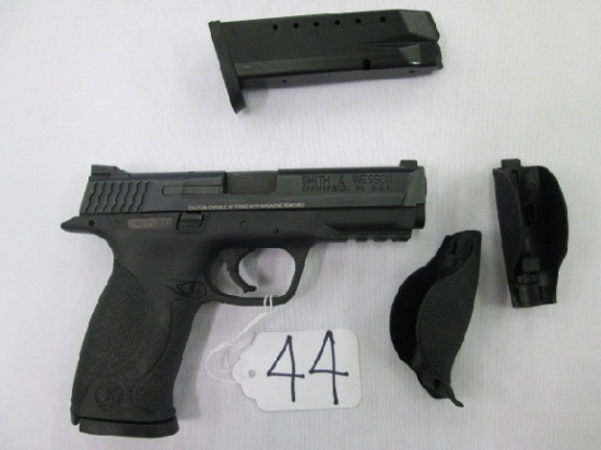 S&W M&P40 40 Xtra clip & grips DWJ8593
