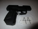 Ruger Max-9 9mm Luger w/2 clips, nightsites SN 350012411
