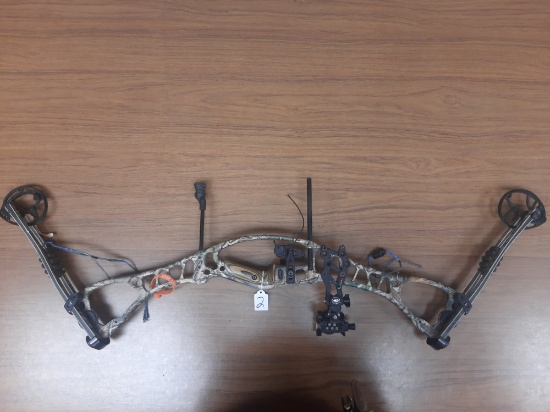 Hoyt Alphamax compound bow