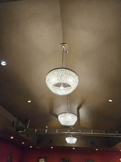 3)round crystal chandeliers