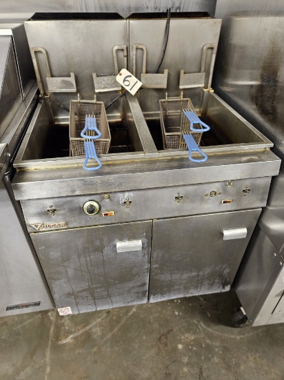 Vulcan gas 4 basket deep fryer