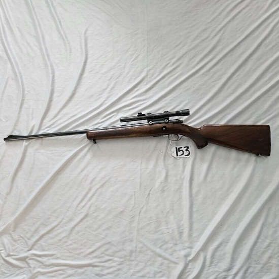 Winchester .22 LR M75 bolt w/Weaver scope 18036