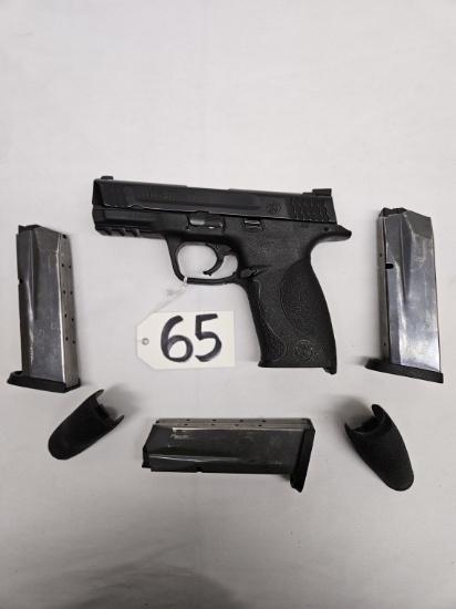 Smith & Wesson .45 Auto M&P 45 HVT9402 w/3 clips&case