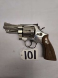 Smith & Wesson 357 Magnum 6 shooter S331816