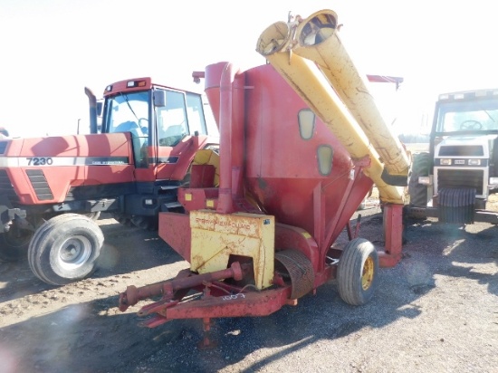 New Holland 353 Grinder Mixer